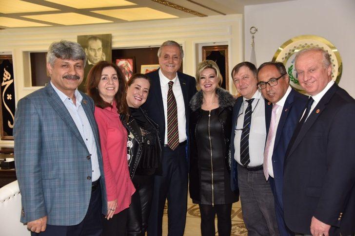 Başkan Bakkalcıoğlu misafirlerini ağırlıyor G4