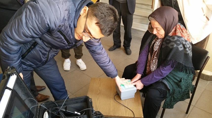 &lsquo;Gezici Kayıt Terminali&rsquo; Kulu&rsquo;da hizmet vermeye başladı