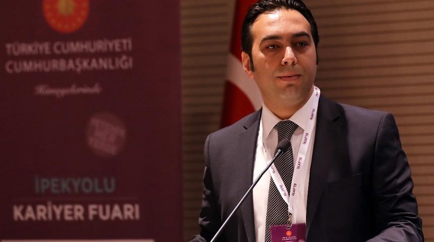 ‘Kariyer Gelişiminde İletişimin Sonsuz Etkisi’ konulu konferans