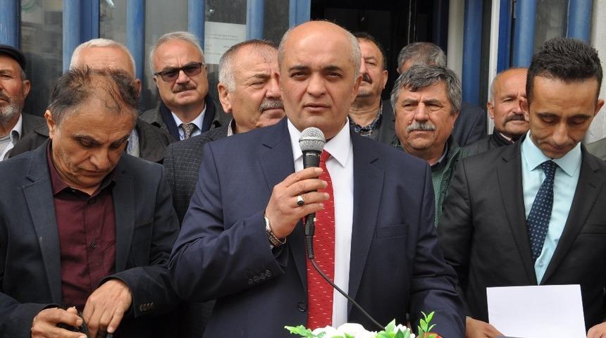 İhsaniye Belediye Başkanı T&uuml;rkmen g&ouml;reve başladı