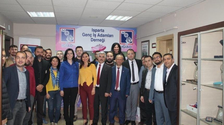 SGK, genç iş adamlarına istihdam seferberliğini anlattı