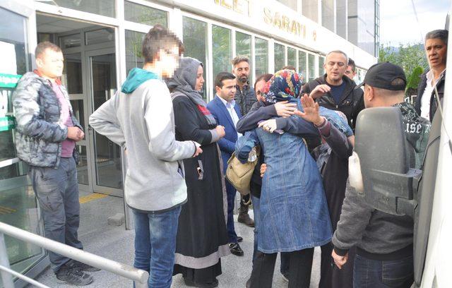 Okul yöneticilerini darbeden 3 kişiden anneye tutuklama