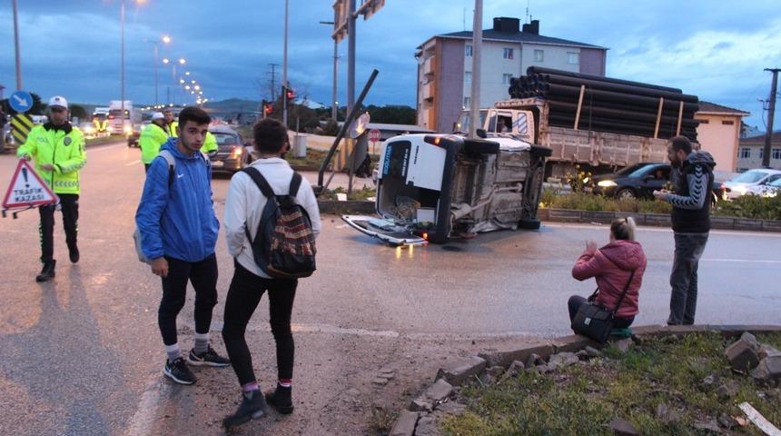 Bandırma’da trafik kazası: 2 yaralı