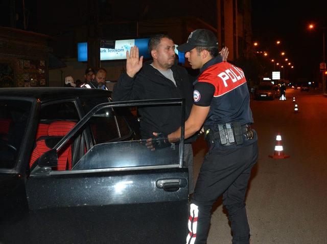 Adana'da 1275 polis ile hava destekli asayiş uygulaması