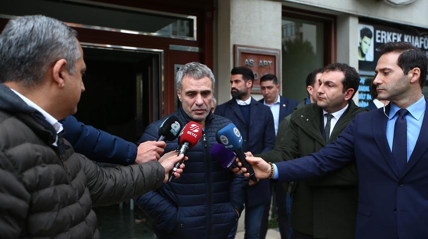 Ersun Yanal ve futbolculardan taziye ziyareti
