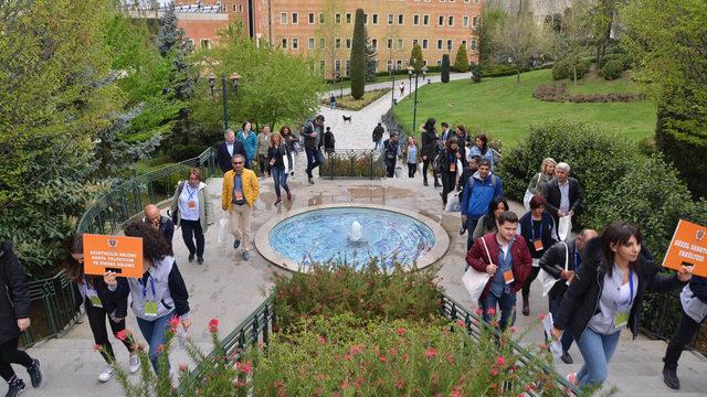 500 öğretmen yıllar sonra üniversite sıralarında