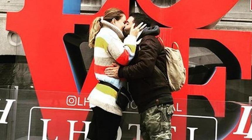 Ceyda Düvenci Kanada'da aşk tazeledi 