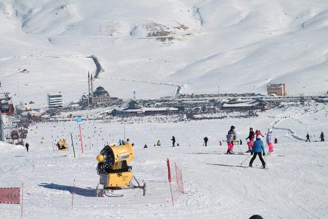 Başkan Büyükkılıç, Kayserilileri Erciyes’e davet etti