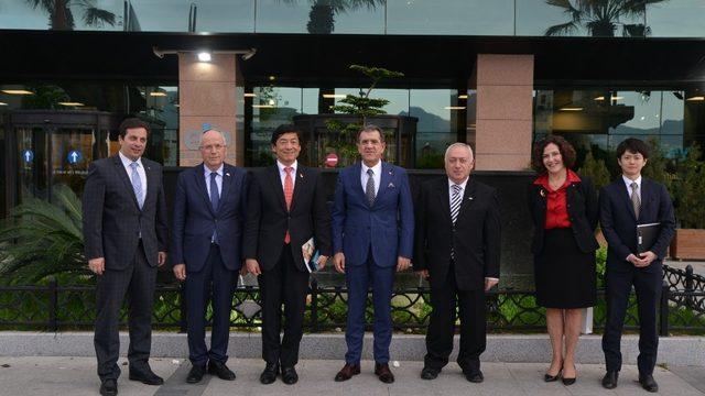 Japonya Büyükelçisi Mıyajıma’dan Ege lezzetlerine övgü