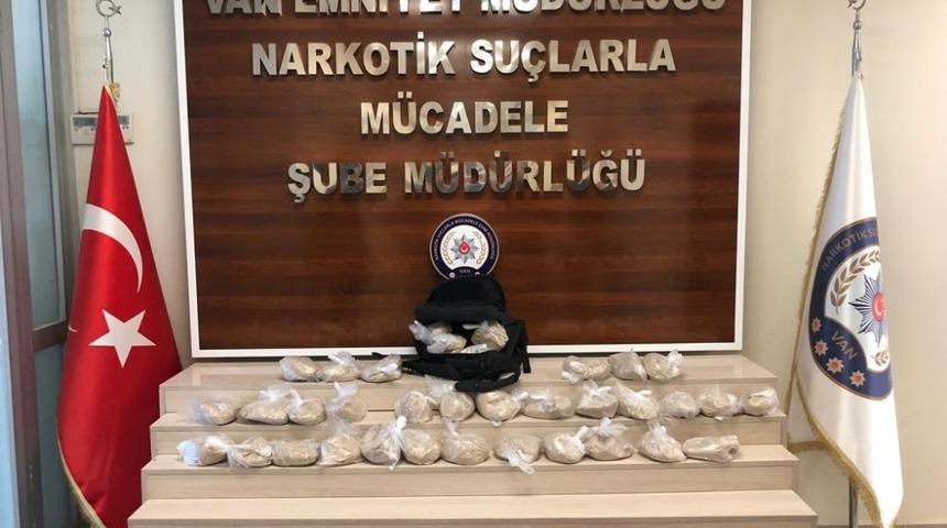 Van&rsquo;da uyuşturucu operasyonları