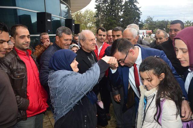 Biga'da AK Partili Bülent Erdoğan göreve başladı