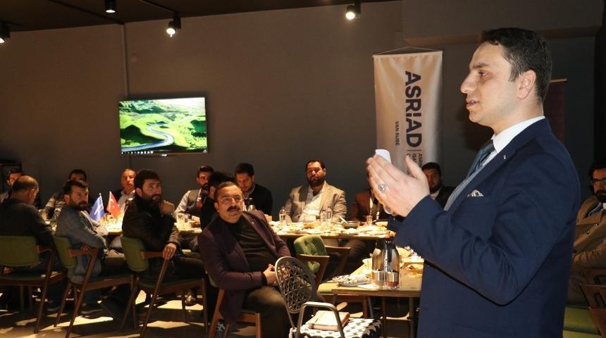 ASRİAD projelerini a&ccedil;ıkladı