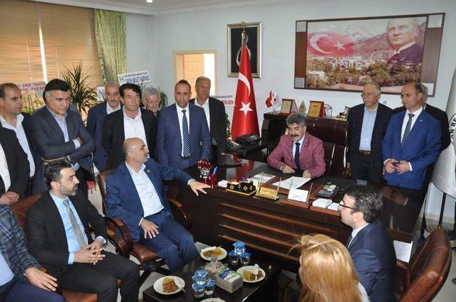Milletvekili Özdemir, Başkan Aslan’ı tebrik etti