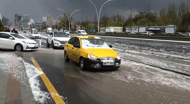 Ankara’da dolu yağışı etkili oldu