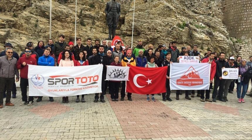 TDF’nin Yaz Dağcılık Eğitim Kampı Isparta’da başladı