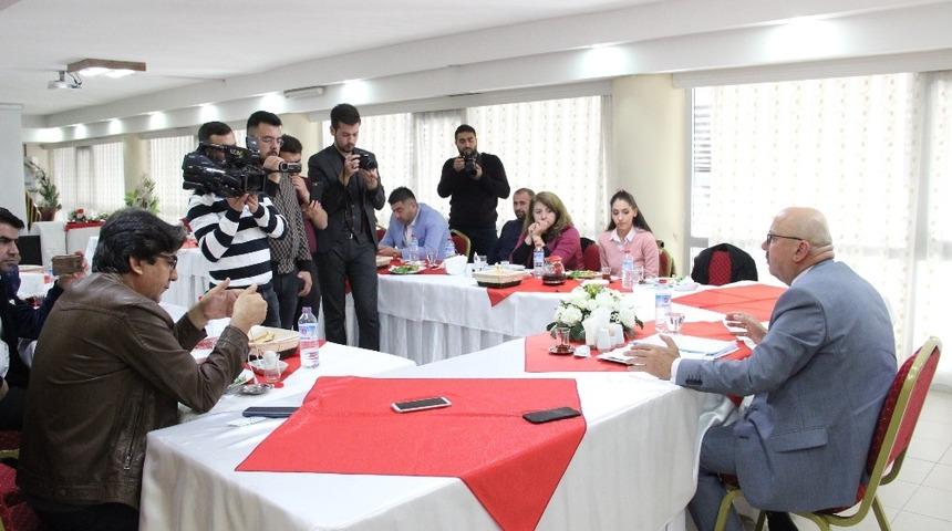 Hayri Samur: “Temenni ederim ki, hizmetler çok daha ileriye gider”