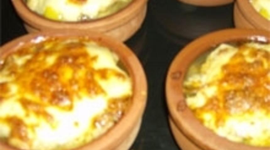 Başemel Soslu Tavuk Güveç