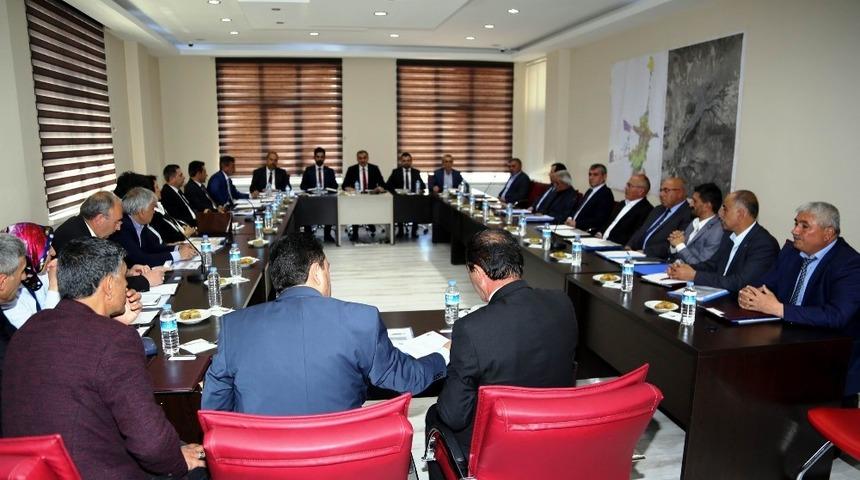 Develi Belediyesi&rsquo;nde yeni d&ouml;nemin ilk meclis toplantısı yapıldı