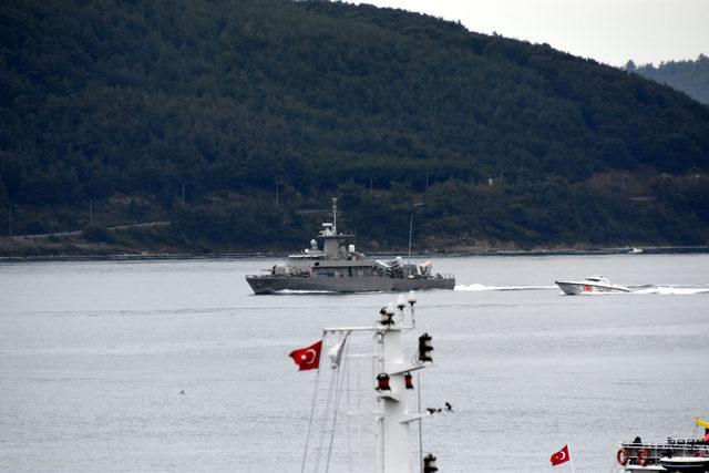 Yunanistan savaş gemisi Çanakkale Boğazı'ndan geçti