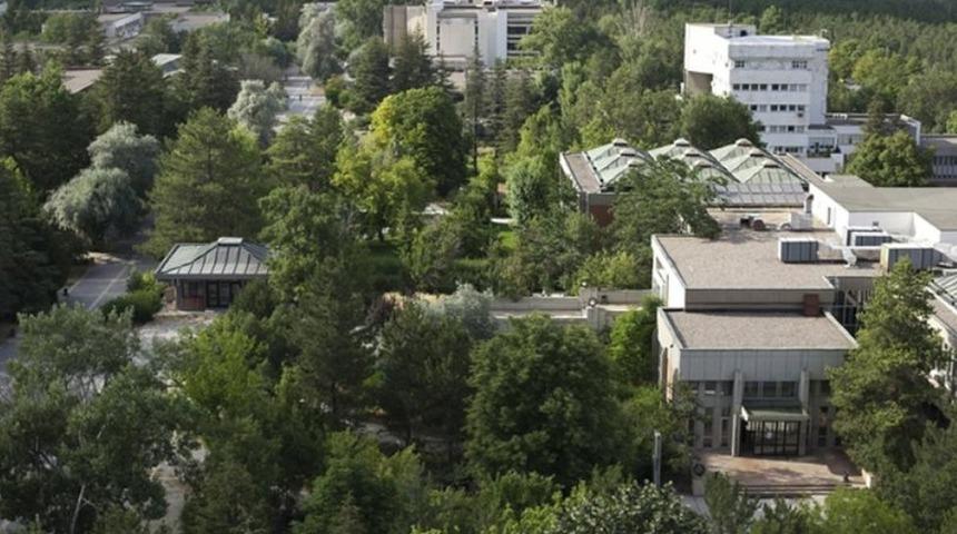 ODT&Uuml; Rekt&ouml;rl&uuml;ğ&uuml;'n&uuml;n iptal ettiği Bahar Şenliği'ne sanat&ccedil;ılardan destek