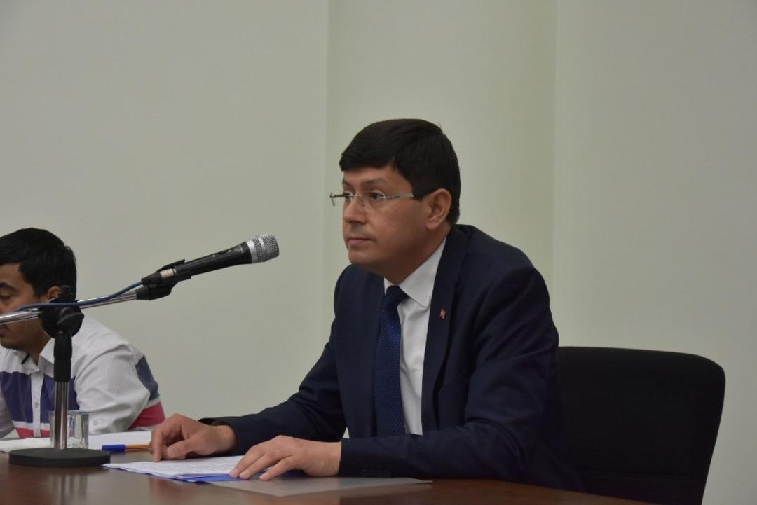 Başkan &Ouml;zcan ilk meclis toplantısında birlik mesajı verdi