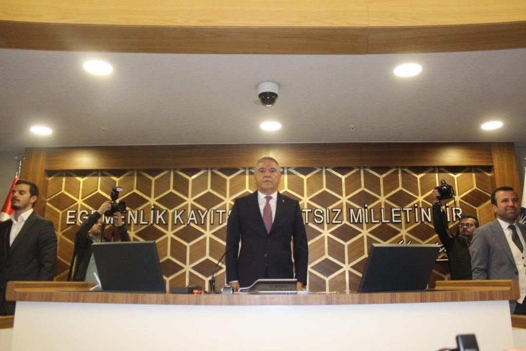 B&uuml;y&uuml;kşehir belediye meclisi se&ccedil;imden sonra ilk kez toplandı