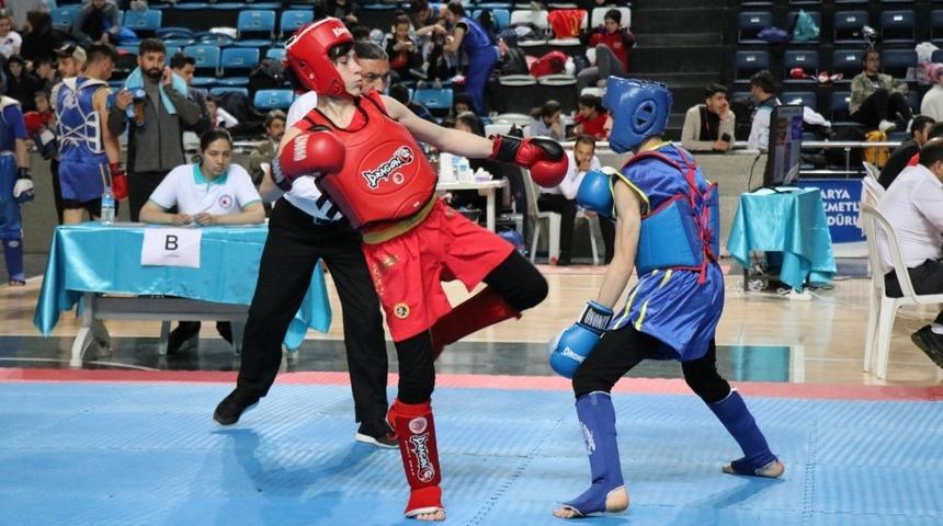 Wushu Kung Fu okul sporları Sakarya&rsquo;da ger&ccedil;ekleşti