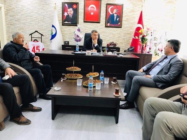 AK Parti’li Özkan’dan bir günde 4 ilçeye ziyaret