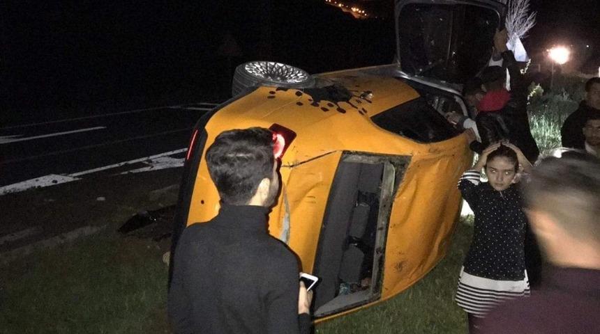 Otomobil takla attı: 7 Yaralı