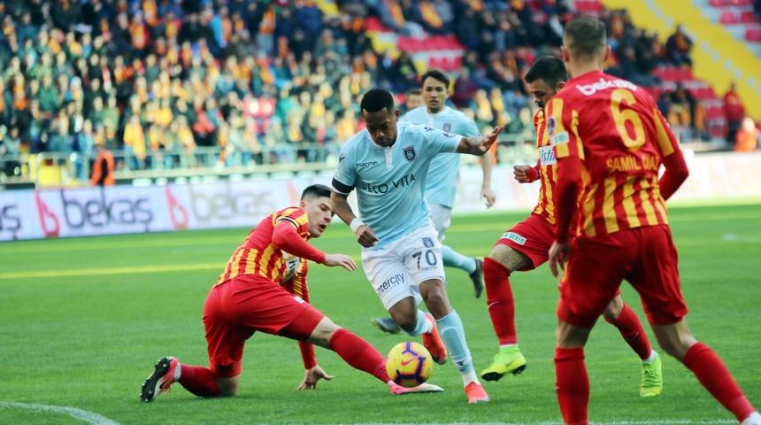 Başakşehirli futbolcu Robinho bu sezonki 11. golünü attı