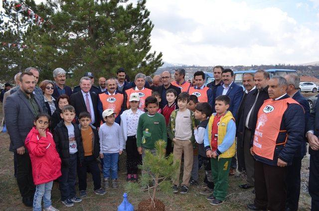 Bünyan’da Bin adet fidan toprakla buluşturuldu