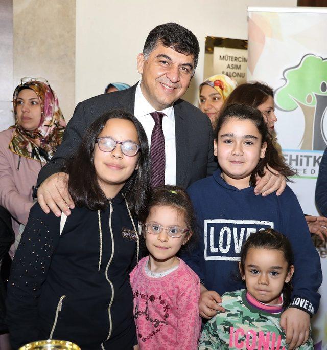 Muhtarlardan Fadıloğlu&rsquo;na &ouml;vg&uuml; 1