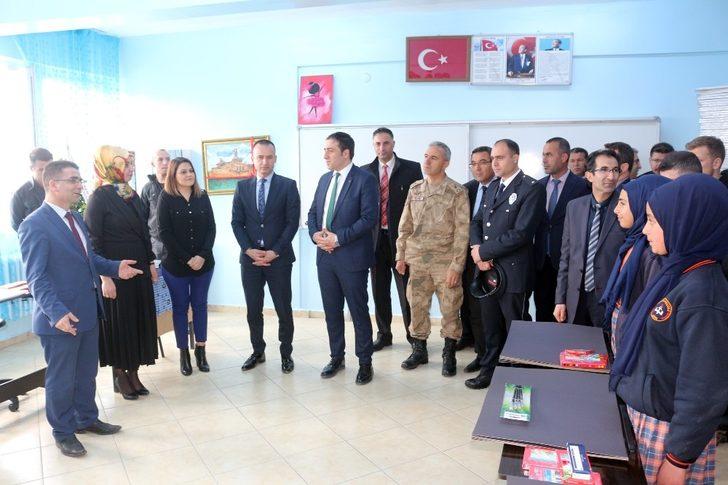 Hamur’da görsel sanatlar atölyesi açıldı G4