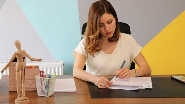 “Teknoloji çocukları susturan bir nevi emzik”