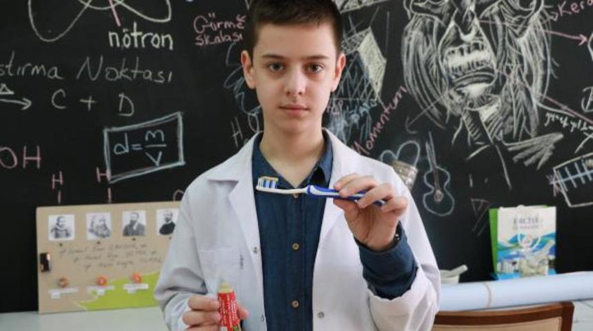 14 yaşındaki Muhammet, doğal diş macunu &uuml;retti