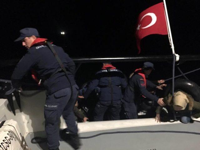 Didim’de 18 düzensiz göçmen yakalandı