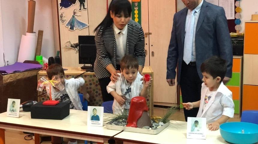 Anaokulu &ouml;ğrencileri projelerini sergiledi