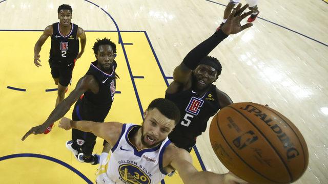 Stephen Curry NBA play off turuna rekorla başladı