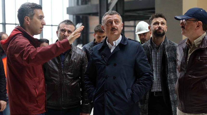 Başkan B&uuml;y&uuml;kakın sahaya indi, projeleri inceledi