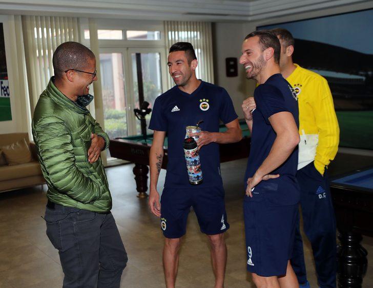 Alex'den Galatasaray derbisi öncesi Aykut Kocaman'a gönderme G1