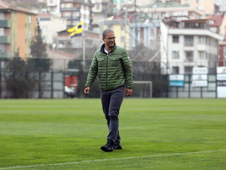 Alex'den Galatasaray derbisi öncesi Aykut Kocaman'a gönderme G5