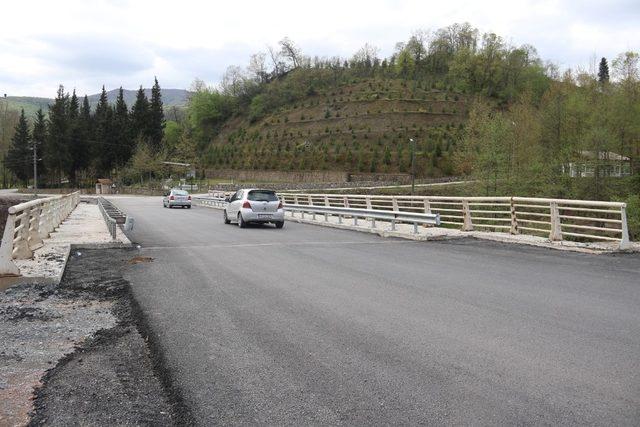 7 mahallenin ulaşımını sağlayacak olan köprü hizmete açıldı