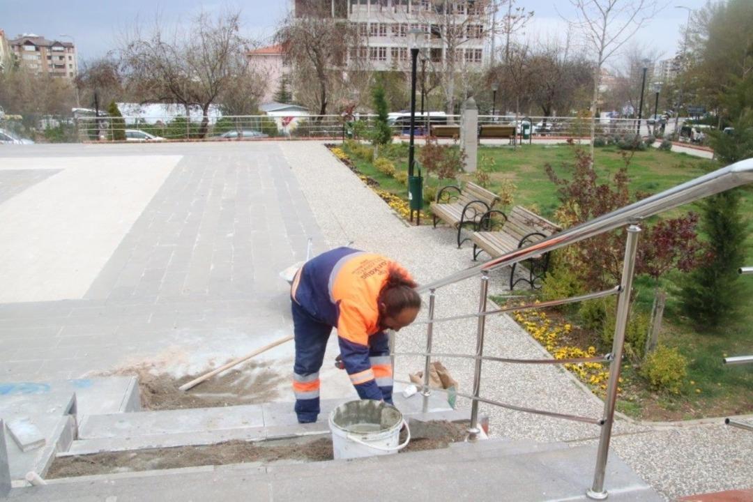 &Ccedil;ankaya parkları yaza hazır