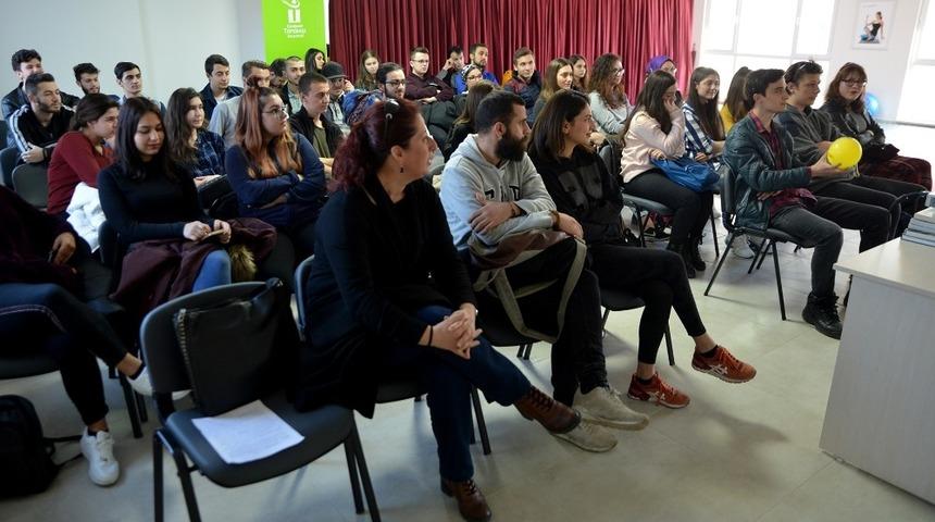 Gen&ccedil;lerin yeni g&ouml;zdesi &rsquo;2 Eyl&uuml;l Gen&ccedil;lik Merkezi&rsquo;