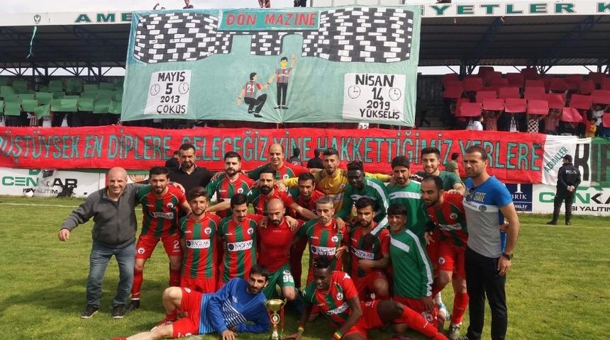Diyarbakırspor 1. Amat&ouml;r Lig&rsquo;de şampiyon oldu