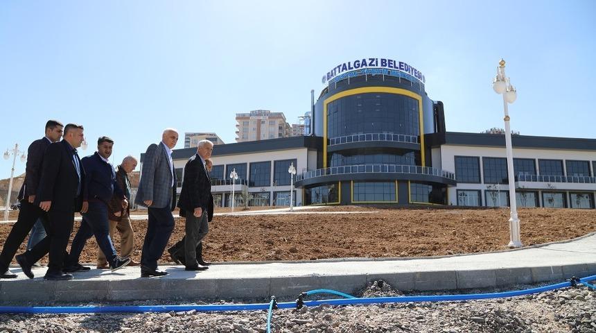 Başkan G&uuml;der Sosyal Yaşam Merkezi&rsquo;ni inceledi