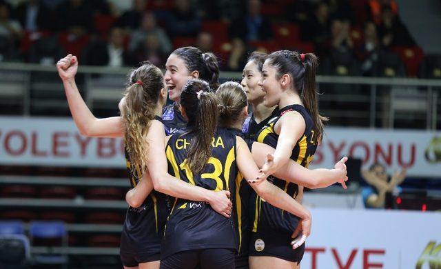 Yarı finalde ilk raunt VakıfBank’ın