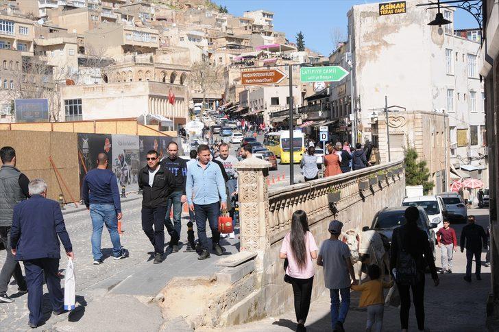 Turistler akın etti, adım atacak yer kalmadı! Oteller tamamen doldu G3