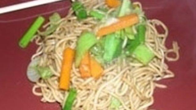 Sebzeli Çin Makarnası Noodle