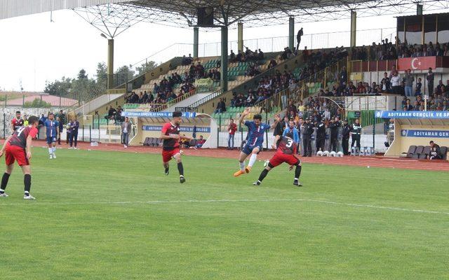 Kahta 1978 Spor-Besni Belediye Spor: 1-0